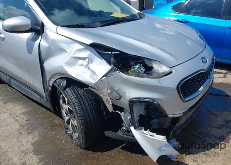 2021 Kia Sportage Lx z USA, uszkodzony, nr VIN KNDPM3AC6M7911962